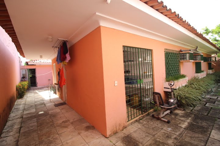 Casa à venda com 5 quartos, 2 suítes, 10 vagas e 245m² no Água Fria, Recife (PE) — foto 23 de 29
