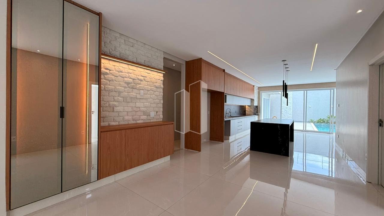 Casa à venda com 4 quartos, 4 suítes, 4 vagas e 207m² no Jardim Europa, Goiânia (GO) — foto 2 de 30