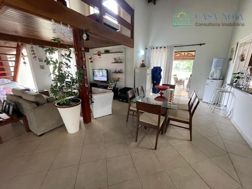 Chácara Condomínio Mirante de São Pedro: 303m² construção, terreno 5.000 m², 4 dormitórios, 4 suítes, 1 banheiro, piscina, pomar - venda  por R$1.400.000