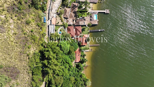 Terreno e Construção para Venda em Angra dos Reis / RJ no bairro Ponta do Sapê
