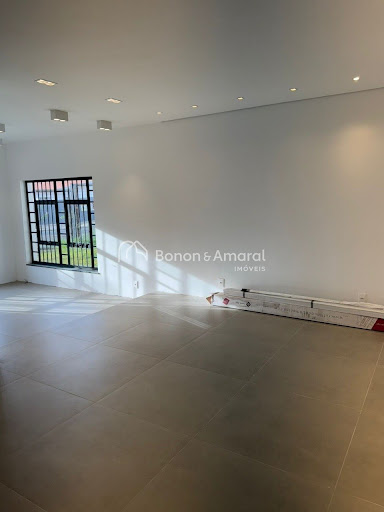Casa, 3 quartos, 240 m² - Foto 3