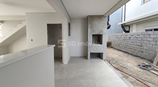 Casa 3 Dormitórios - Santa Monica  -  Florianópolis, SC