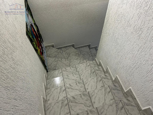Escadas para os dormitórios
