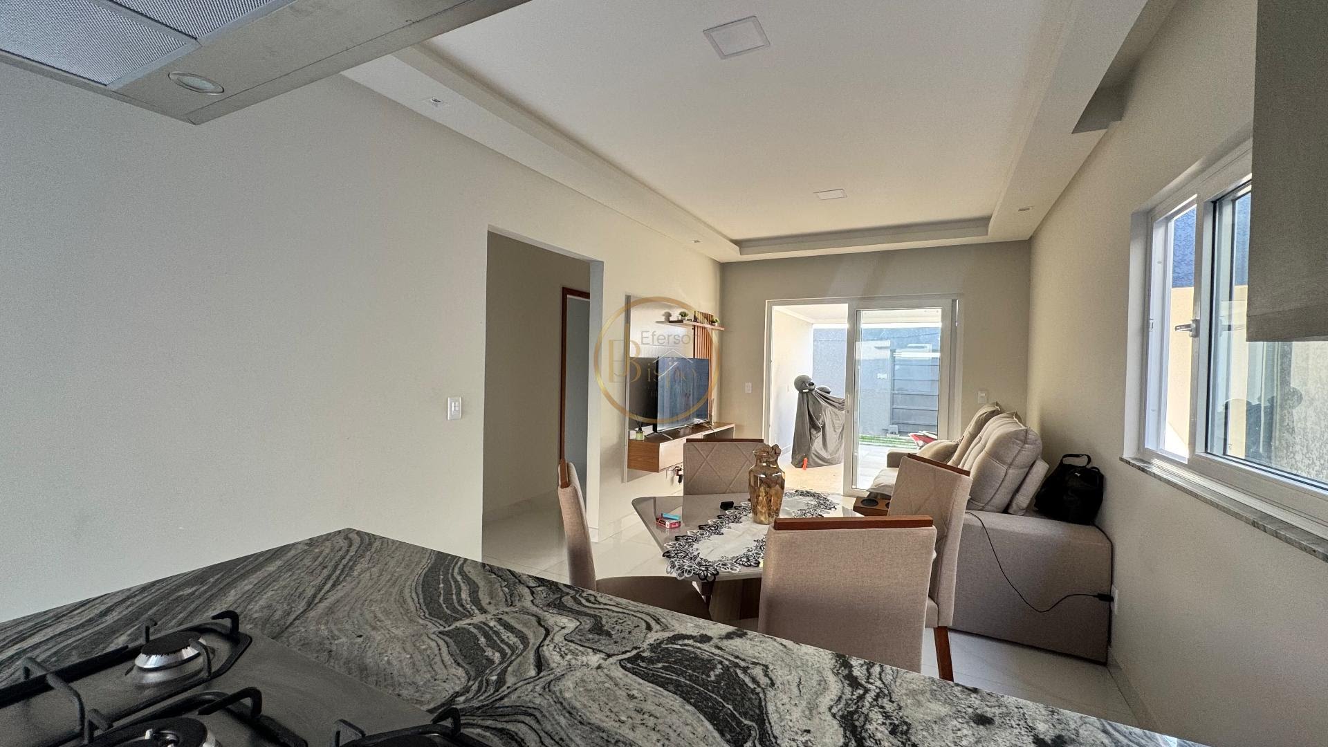Casa à venda com 3 quartos, 1 suíte, 2 vagas e 130m² no Mira Porto, Porto Seguro (BA) — foto 3 de 26