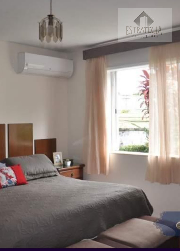 Casa à venda com 3 quartos, 1 suíte, 4 vagas e 230m² no Duarte Silveira, Petrópolis (RJ) — foto 17 de 19