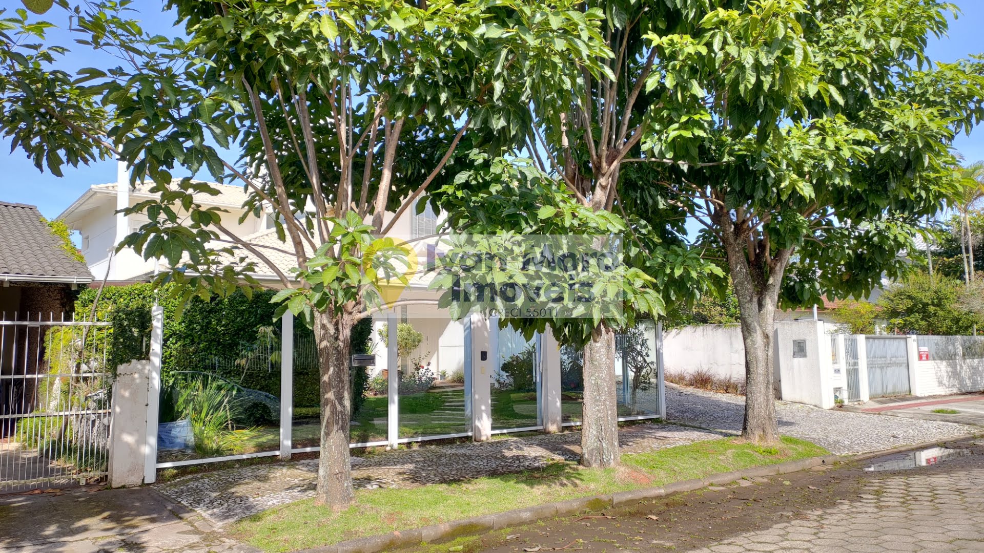 Casa à venda com 5 quartos, 5 suítes, 4 vagas e 276m² no Daniela, Florianópolis (SC) — foto 4 de 30