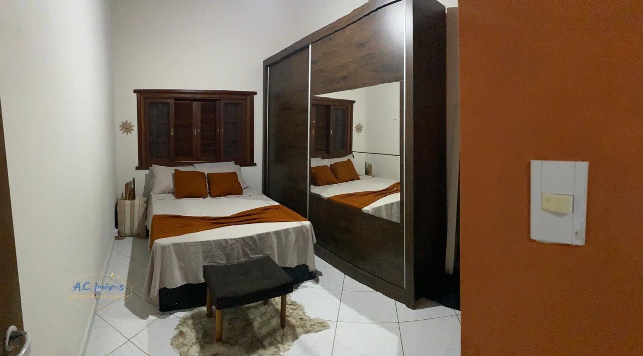 Casa à venda com 4 quartos, 1 suíte, 3 vagas e 220m² no Vila Caiçara, Praia Grande (SP) — foto 11 de 30