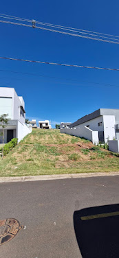 Lote em Condomínio em Granja Marileusa  -  Uberlândia
