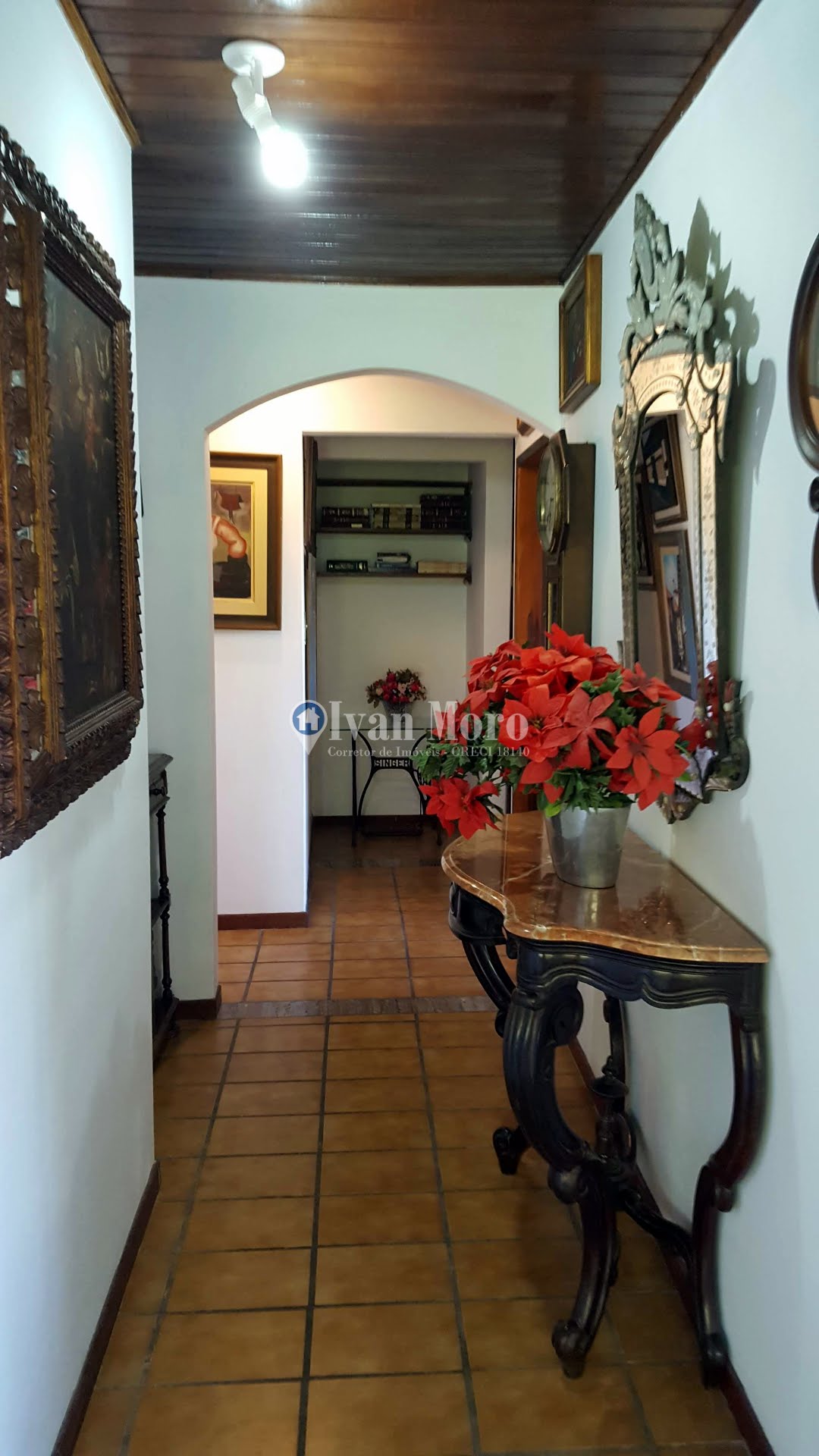 Casa para alugar com 6 quartos, 4 suítes, 4 vagas e 350m² no Daniela, Florianópolis (SC) — foto 12 de 30