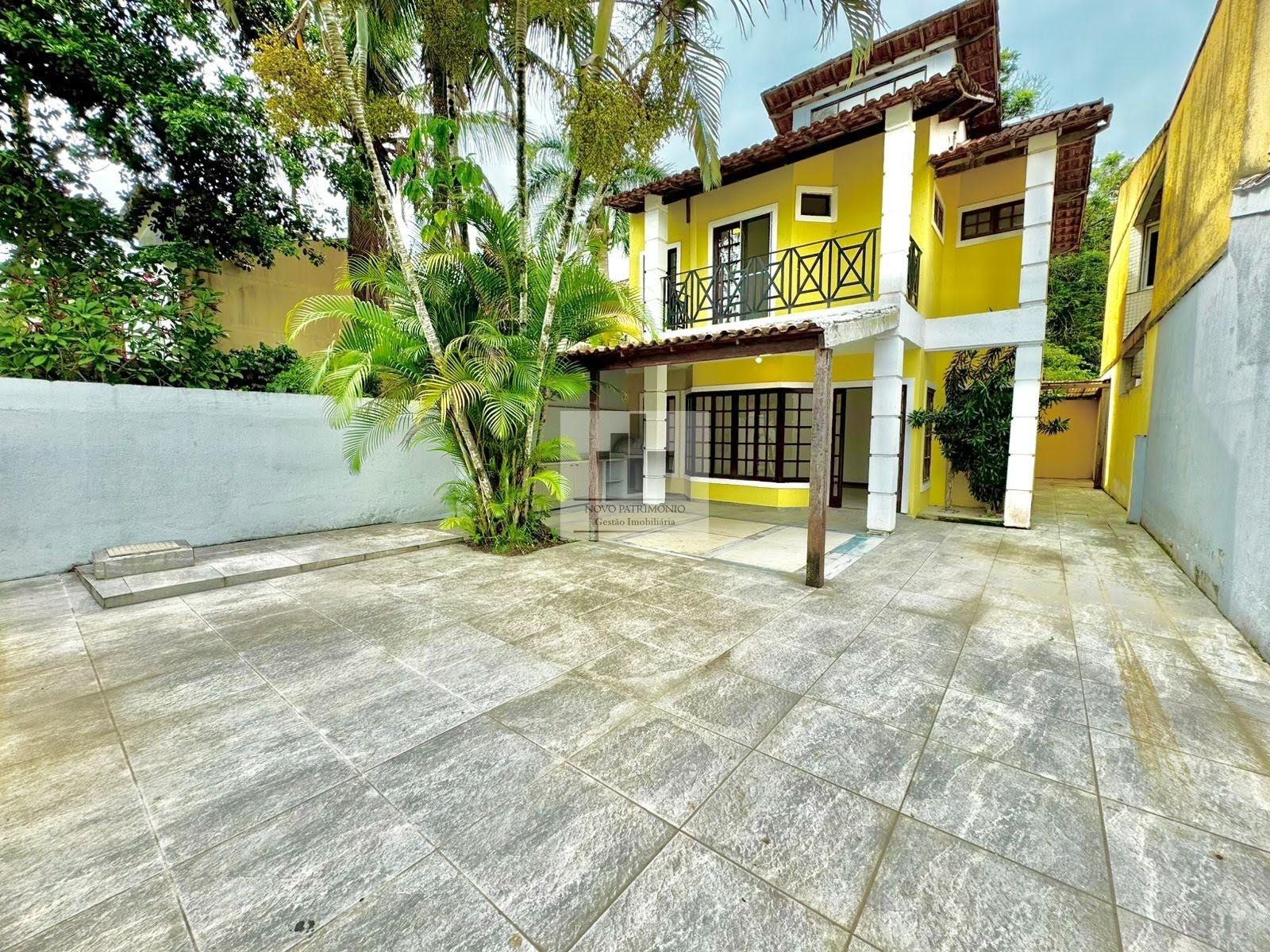 Casa à venda com 4 quartos, 3 banheiros, 2 vagas e 120m² no Vargem Grande, Rio de Janeiro — foto principal