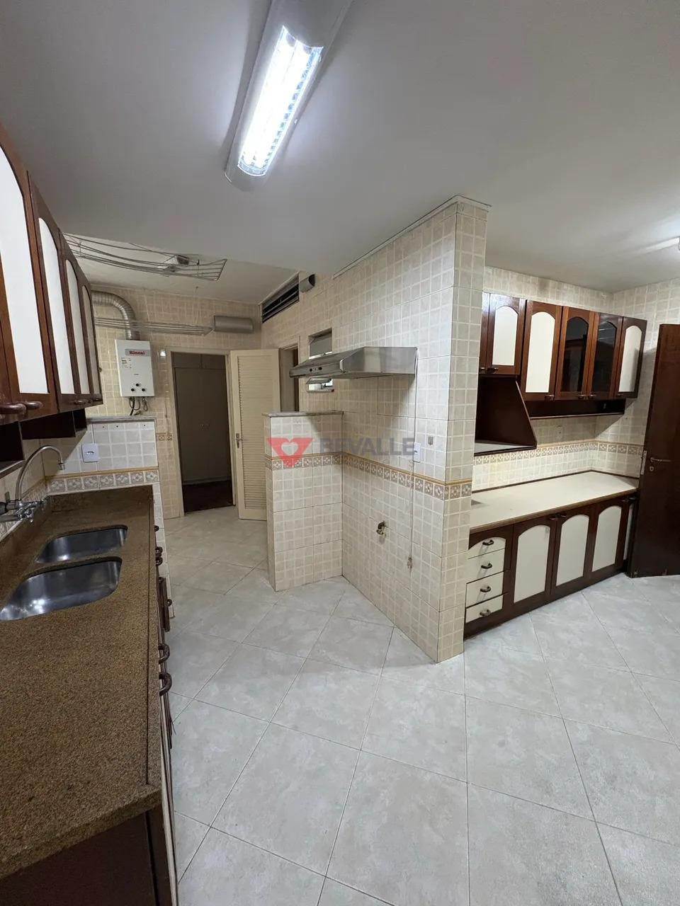 Apartamento à venda com 3 quartos, 1 suíte, 2 vagas e 156m² no Copacabana, Rio de Janeiro (RJ) — foto 14 de 19
