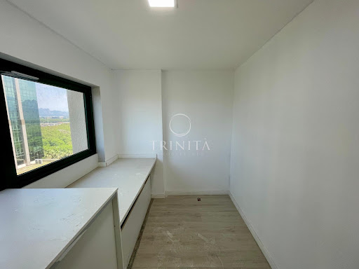 sala-trinitaimobiliaria-ceoexecutiveoffices-peninsula