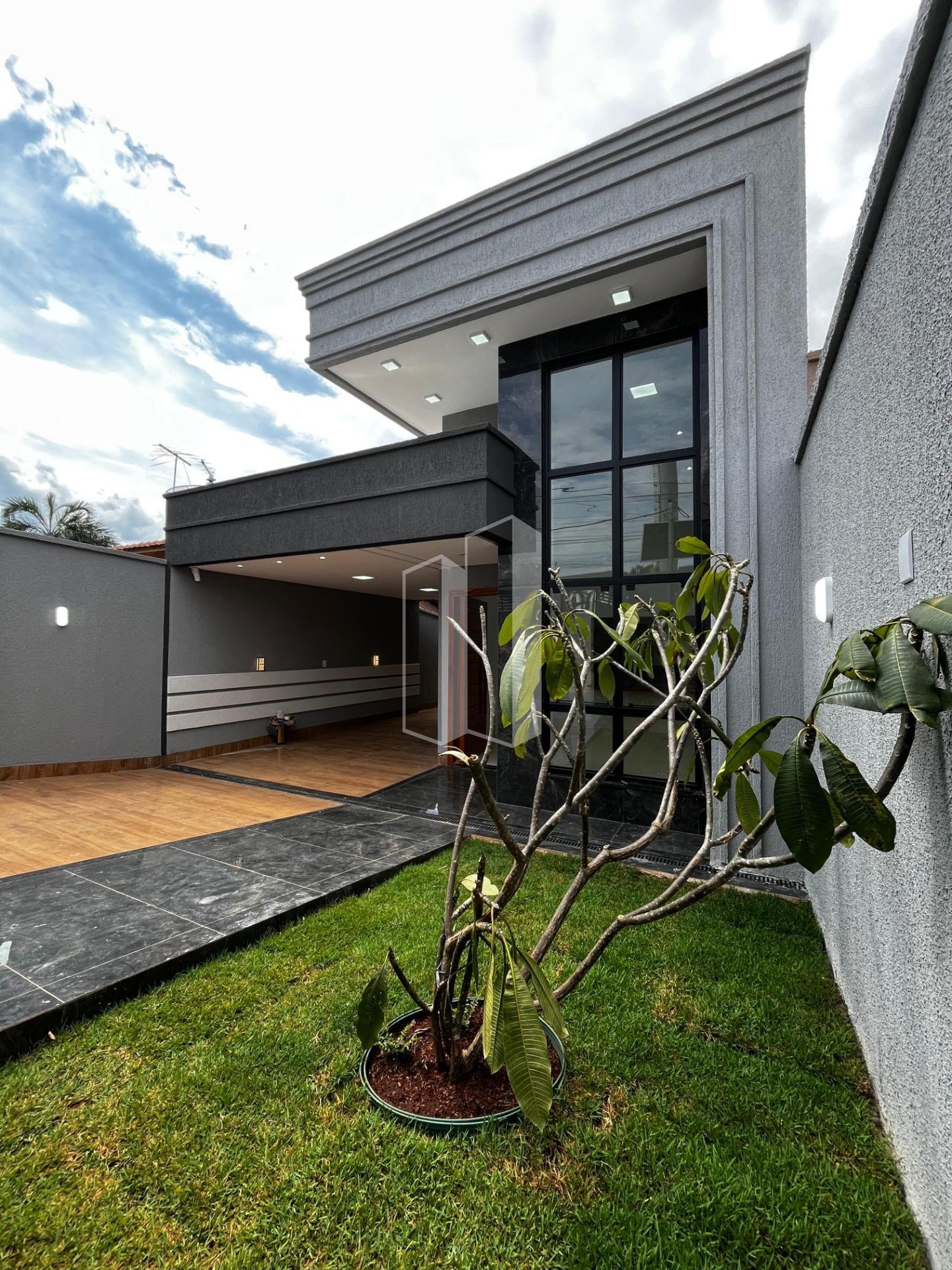 Casa à venda com 3 quartos, 1 suíte, 2 vagas e 105m² no Bairro Cardoso 1, Aparecida de Goiânia (GO) — foto 2 de 18