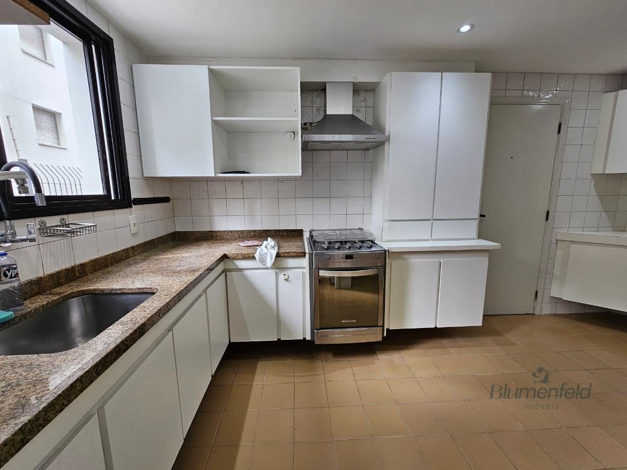 Apartamento para alugar com 3 quartos, 1 suíte, 1 vaga e 120m² no Moema, São Paulo (SP) — foto 12 de 28