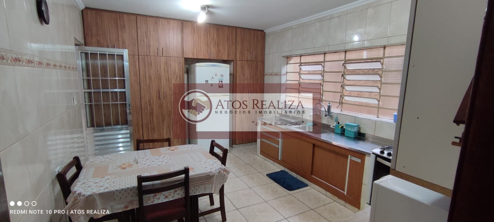 Casa à venda com 3 quartos, 2 banheiros, 2 vagas e 200m² no Vila Sao Jose (cidade Dutra), São Paulo — foto principal