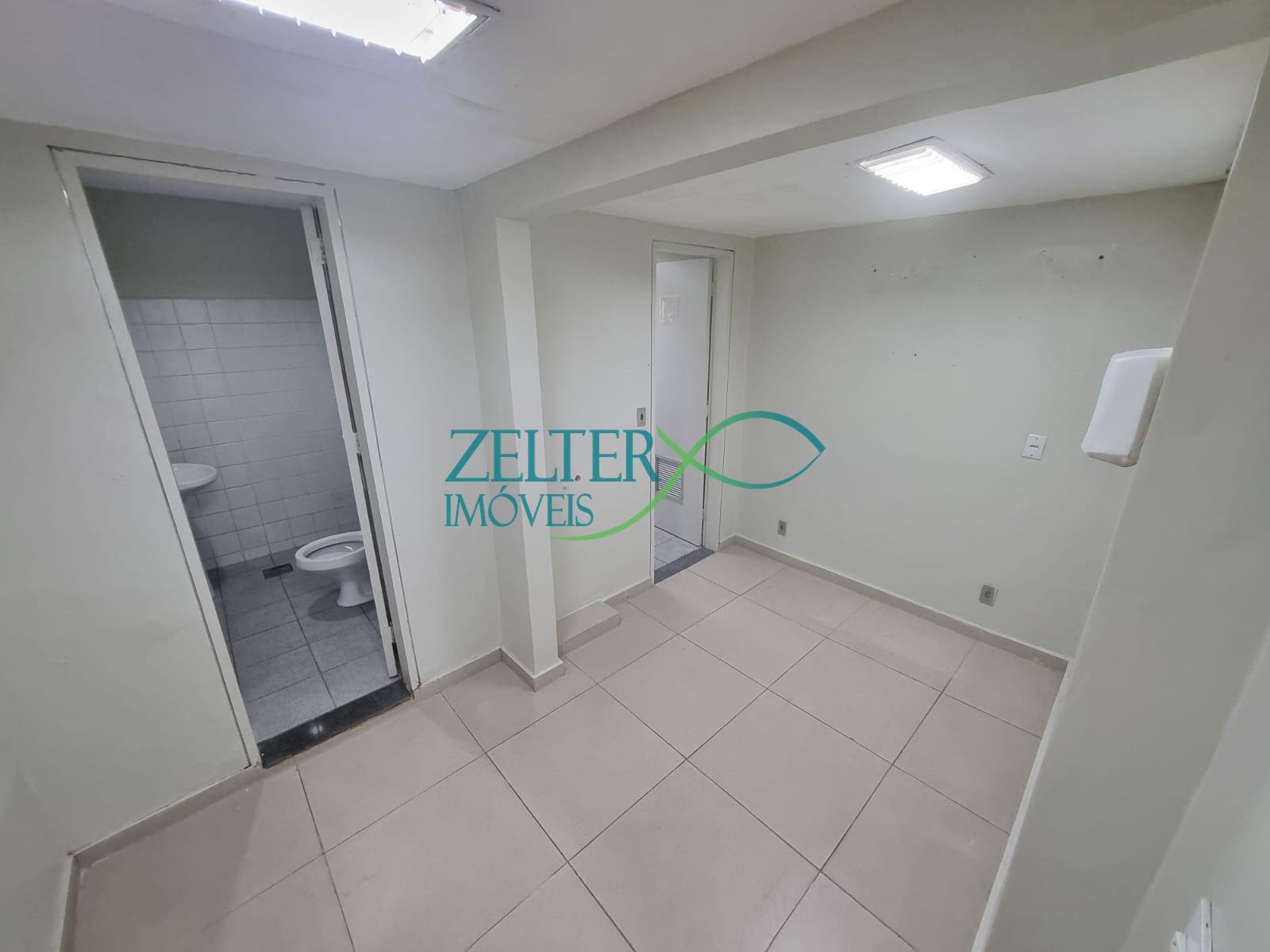 Comercial para alugar com 4 banheiros e 850m² no Penha, Rio de Janeiro (RJ) — foto 24 de 30