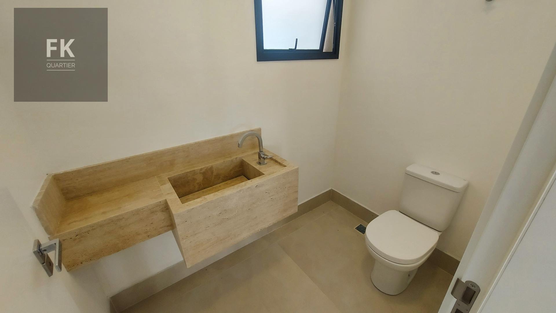 Casa à venda com 4 quartos, 4 suítes, 4 vagas e 385m² no Cidade Tamboré, Santana de Parnaíba (SP) — foto 10 de 26