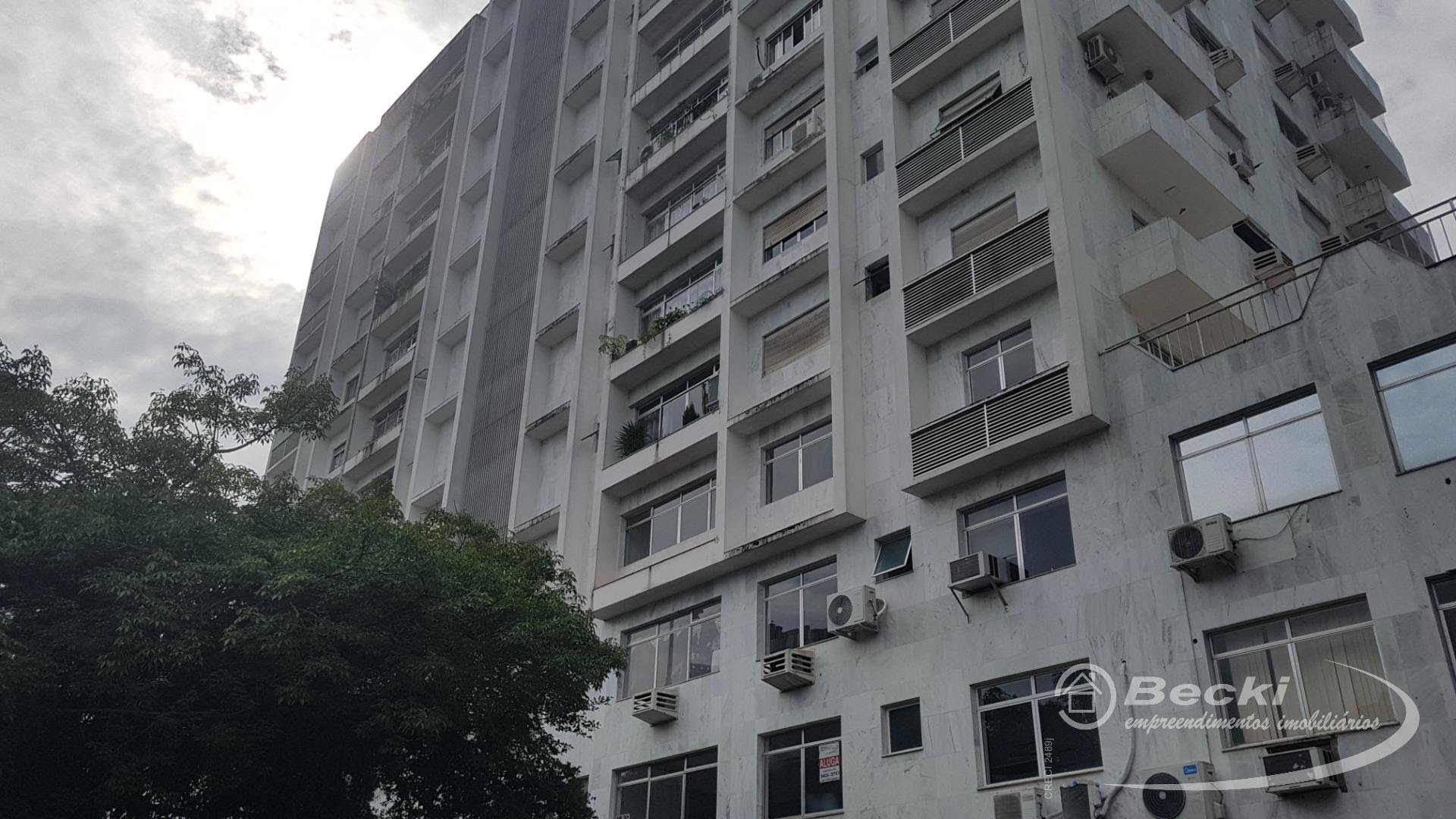 Sala comercial para alugar  no Centro - Joinville, SC. Imóveis