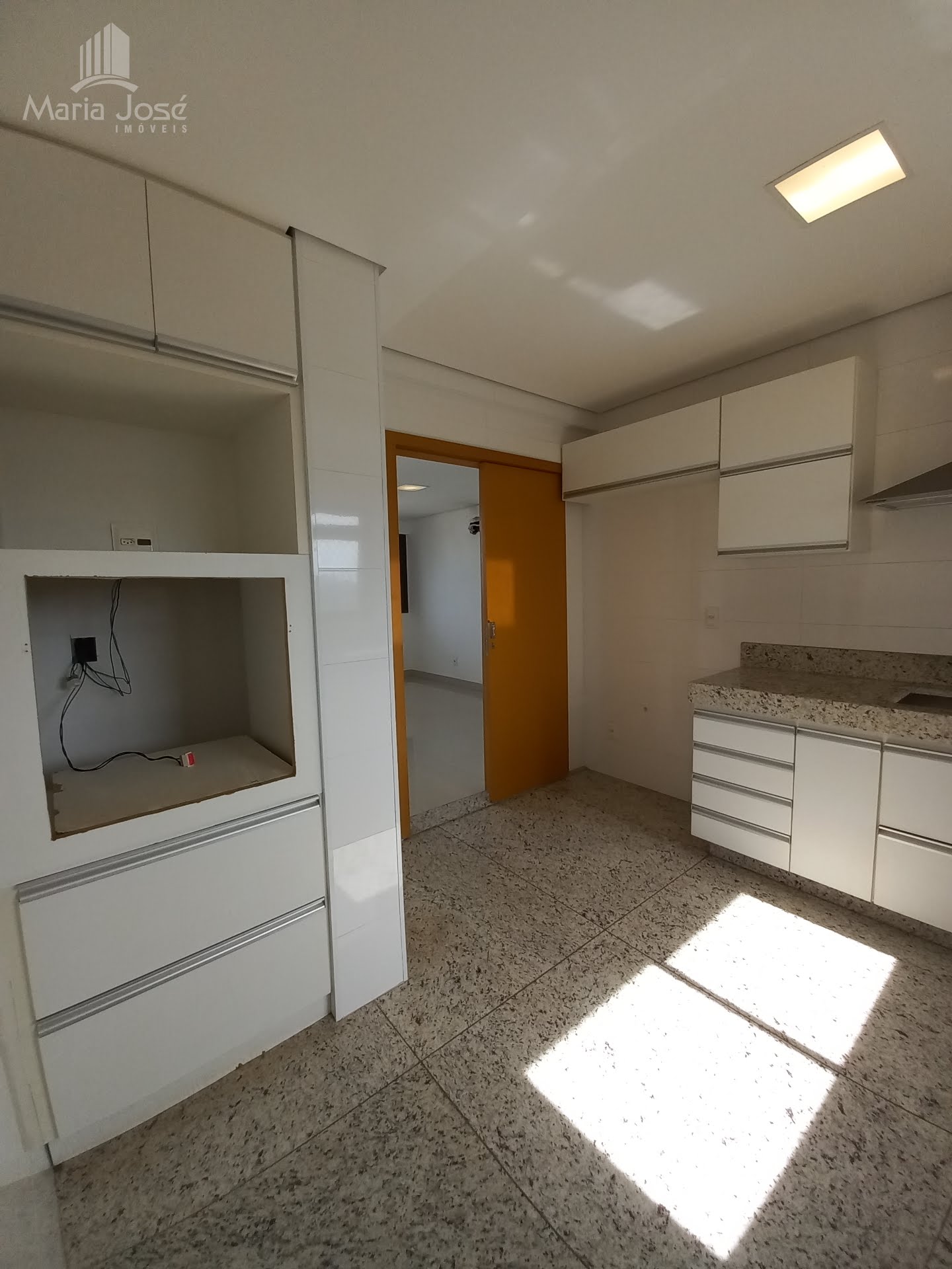 Cobertura à venda com 3 quartos, 3 suítes, 4 vagas e 160m² no Centro, Sete Lagoas (MG) — foto 17 de 30