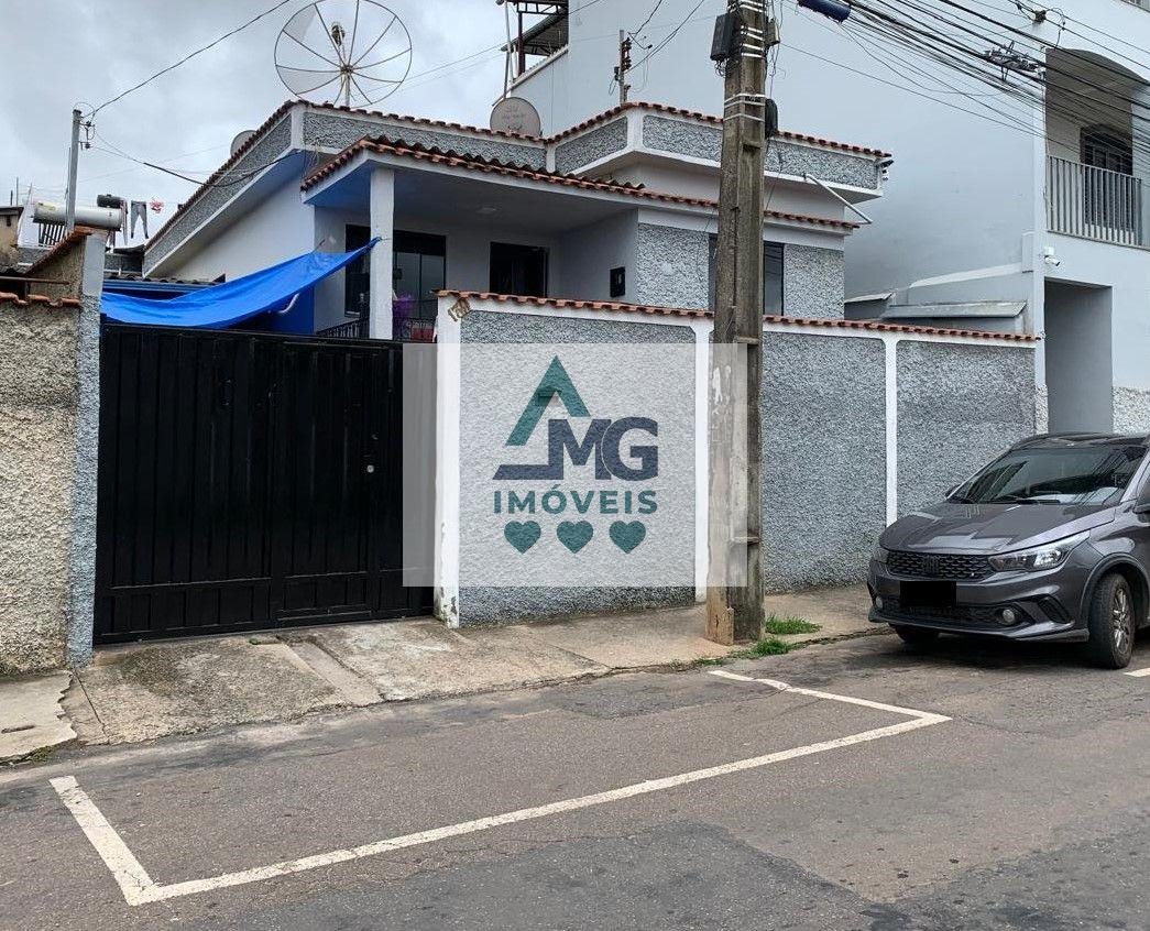 Casa à venda com 4 quartos, 2 banheiros, 2 vagas e 200m² no Vila Bela Vista, Três Corações — foto principal