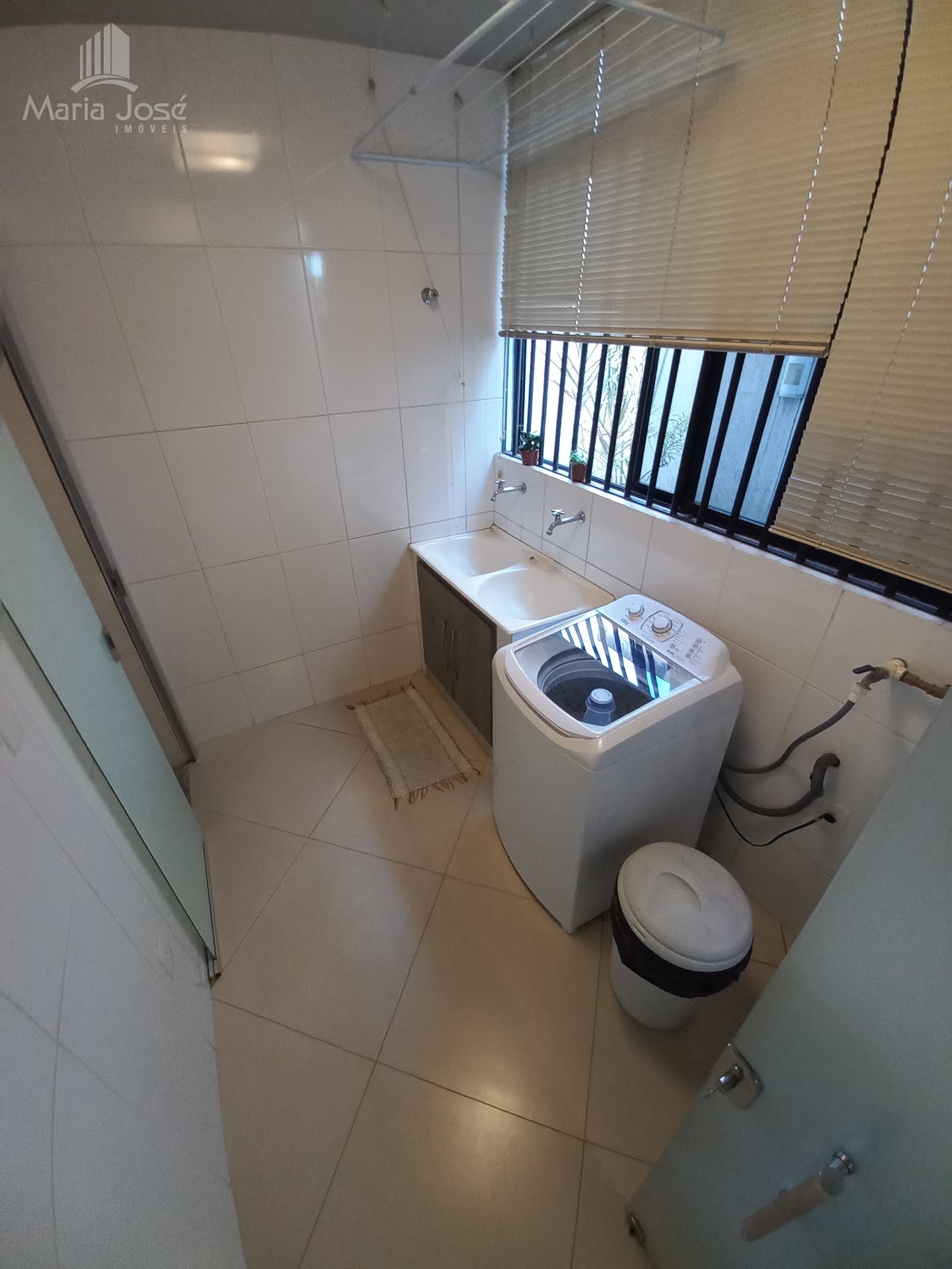 Apartamento à venda com 3 quartos, 1 suíte, 2 vagas e 170m² no Santa Helena, Sete Lagoas (MG) — foto 9 de 24