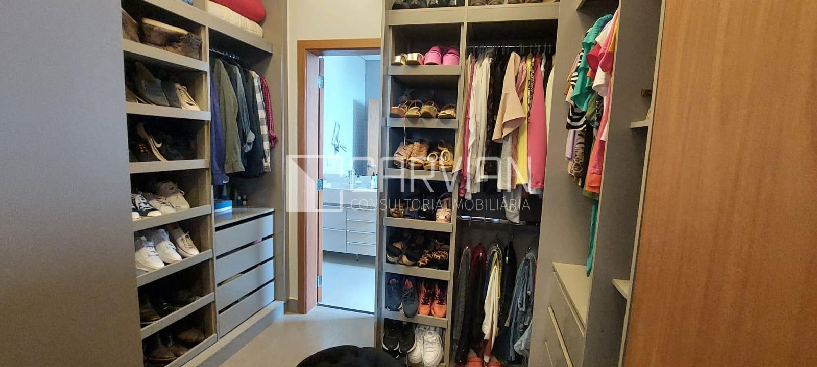 Casa à venda com 3 quartos, 3 suítes, 4 vagas e 360m² no Residencial Alto do Castelo, Ribeirão Preto (SP) — foto 21 de 29
