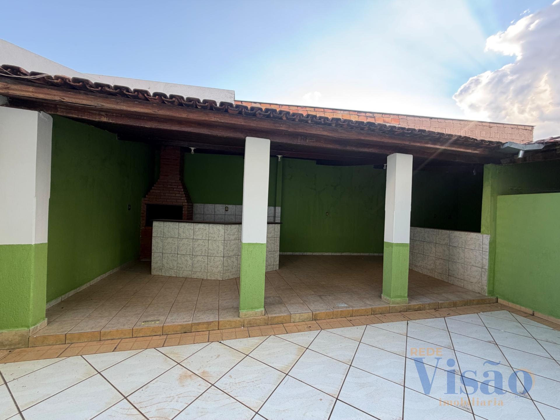 Casa para alugar com 4 quartos, 1 suíte e 4 vagas no Centro, Paracatu (MG) — foto 12 de 13
