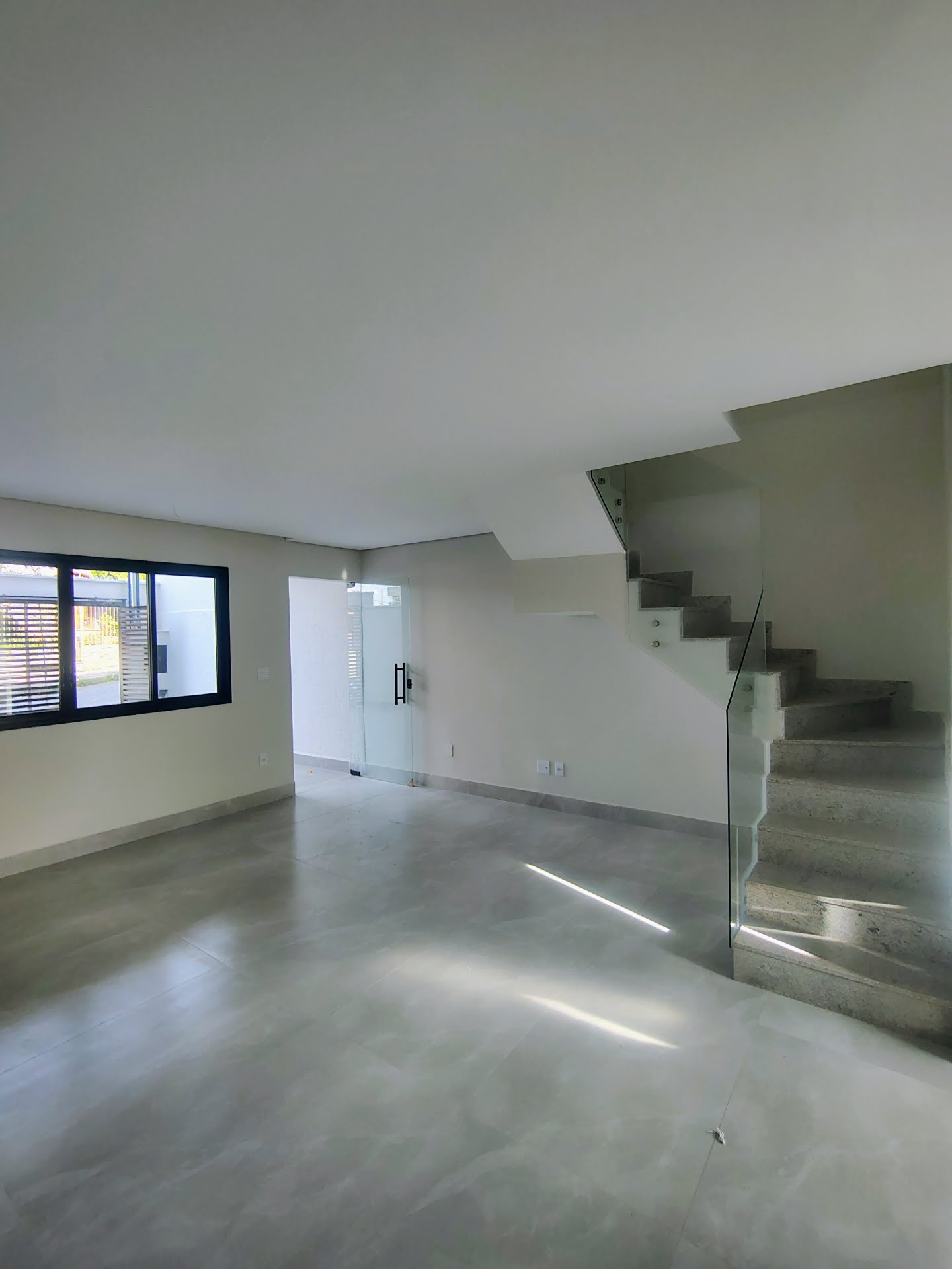 Casa à venda com 3 quartos, 1 suíte, 2 vagas e 127m² no Planalto, Belo Horizonte (MG) — foto 21 de 30