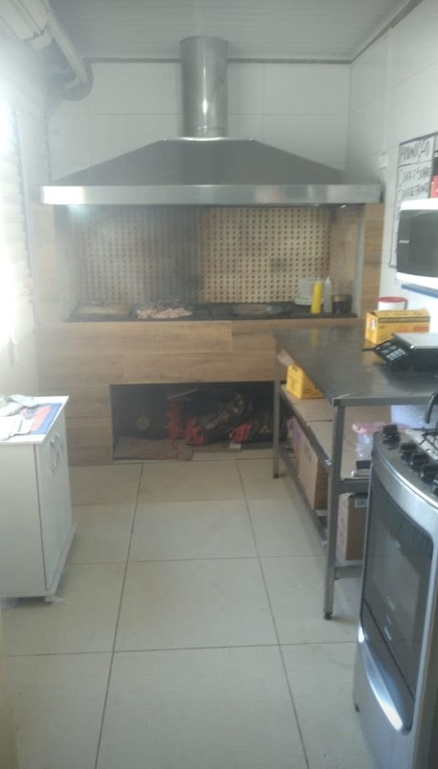 Comercial à venda com 2 banheiros, 3 vagas e 210m² no Perequê-açu, Ubatuba (SP) — foto 3 de 4