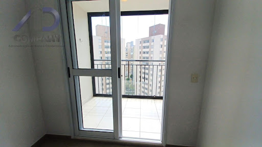 Apartamento em Jardim Celeste  -  São Paulo