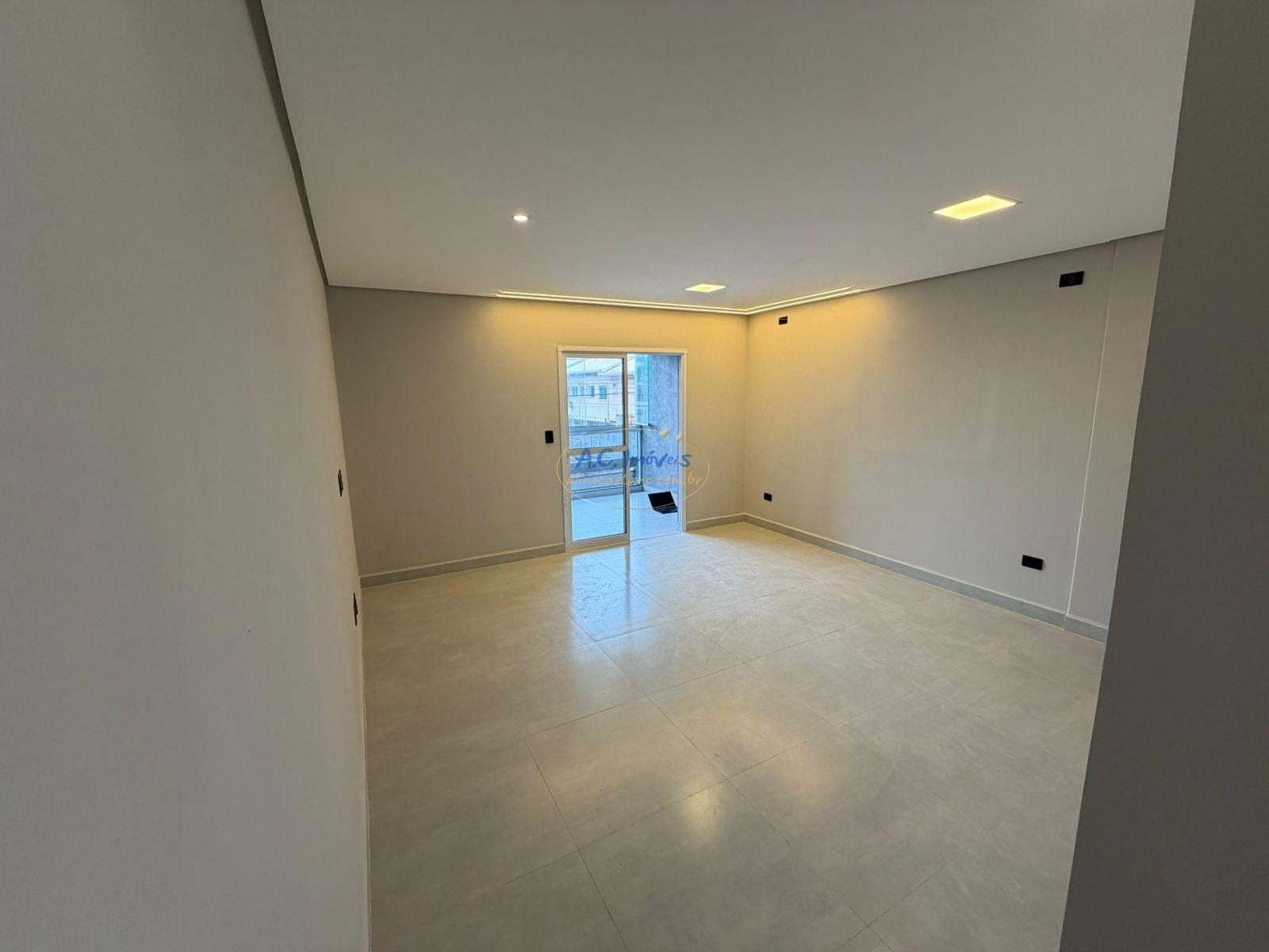 Casa à venda com 3 quartos, 1 suíte, 1 vaga e 112m² no Vila Caiçara, Praia Grande (SP) — foto 7 de 19