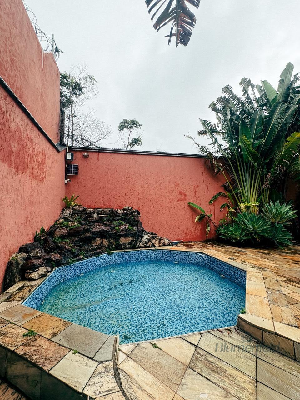Casa à venda com 5 quartos, 3 suítes, 6 vagas e 600m² no Condomínio Arujazinho III, Arujá (SP) — foto 29 de 30