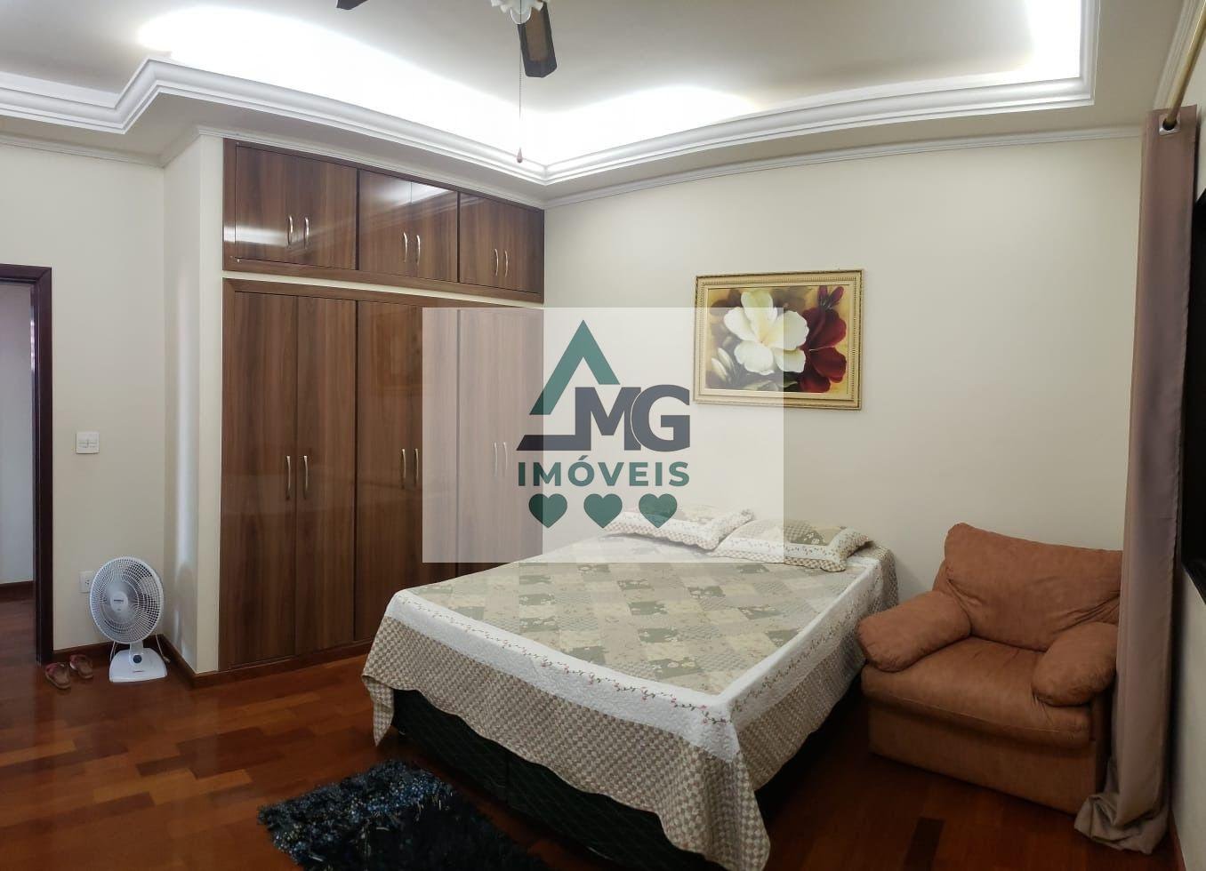 Casa à venda com 4 quartos, 1 suíte, 2 vagas e 419m² no Chácara das Rosas, Três Corações (MG) — foto 9 de 19