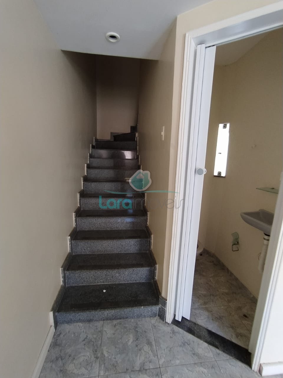 Casa à venda com 3 quartos, 1 suíte e 2 vagas no Alto da Glória, Macaé (RJ) — foto 5 de 24