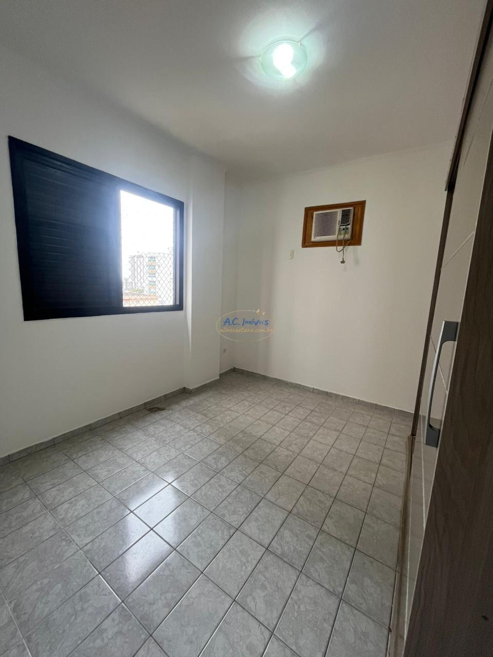 Apartamento à venda com 2 quartos, 1 banheiro, 1 vaga e 58m² no Guilhermina, Praia Grande (SP) — foto 11 de 22