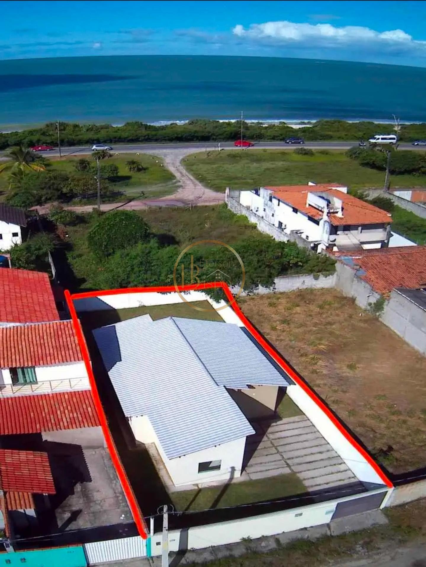 Casa à venda com 3 quartos, 2 banheiros, 3 vagas e 110m² no Coroa Vermelha, Santa Cruz Cabrália — foto principal
