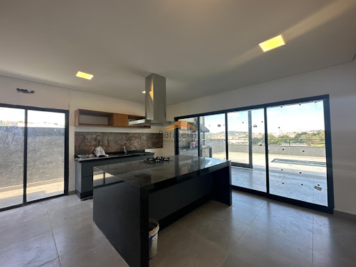 Casa de Condomínio em Condomínio Villa Real  -  Bragança Paulista