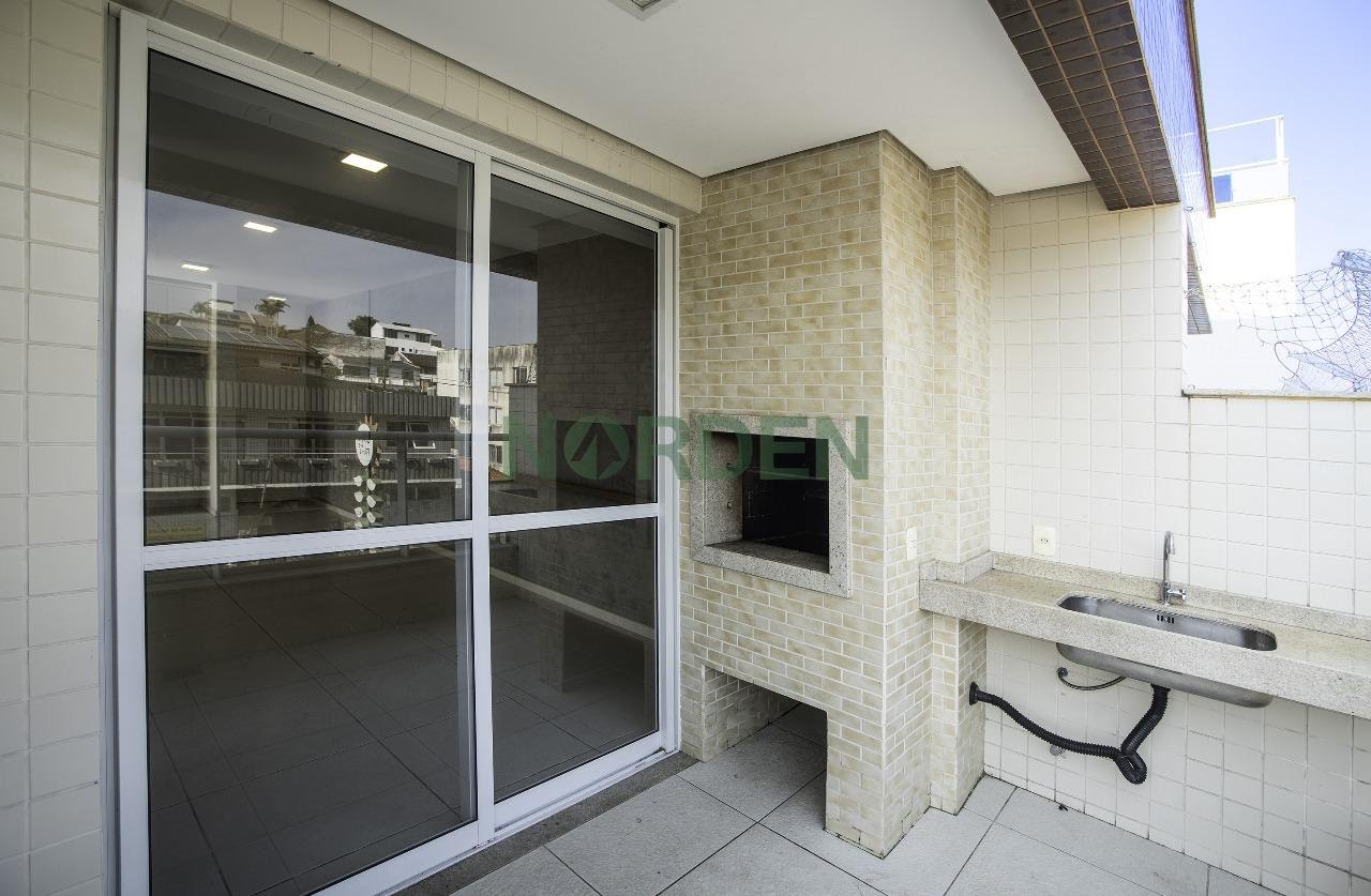 Apartamento Garden de 116 m² com 2 quartos no Apartamento Garden 2 Quartos 116m² — Coqueiros, Coqueiros