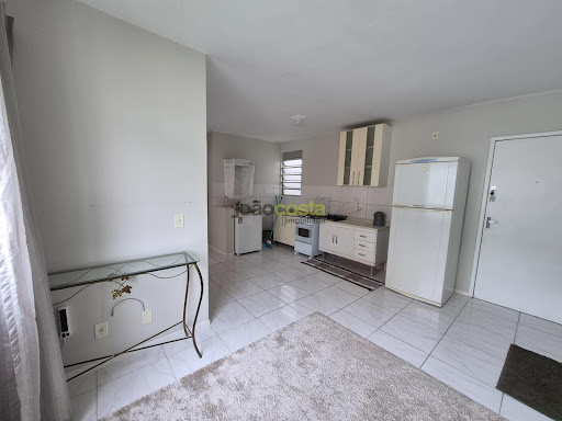 Apartamento à Venda em Palhoça: 2 Dormitórios, 54m²