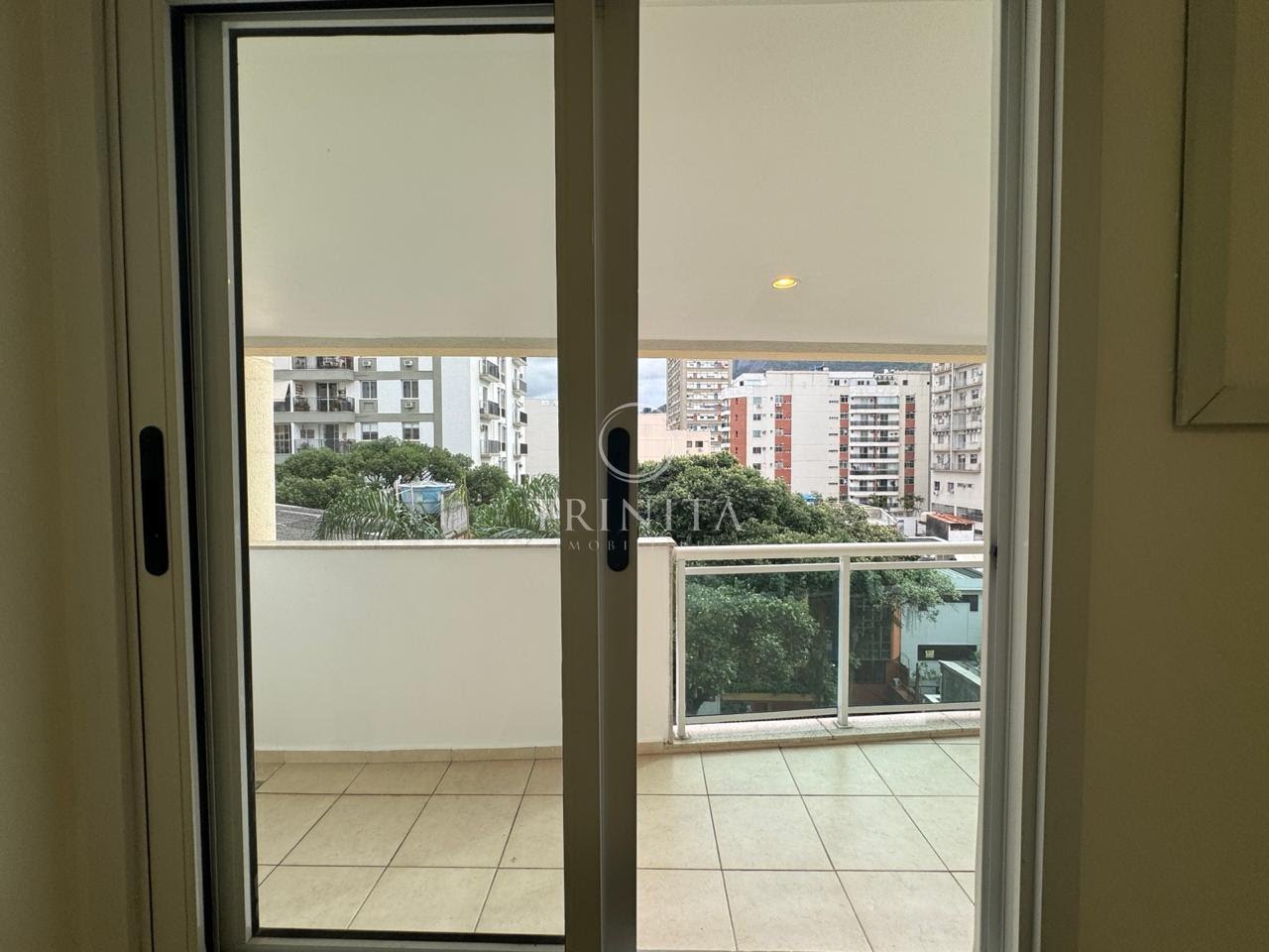 sala-trinitaimobiliaria-placevertebotafogo