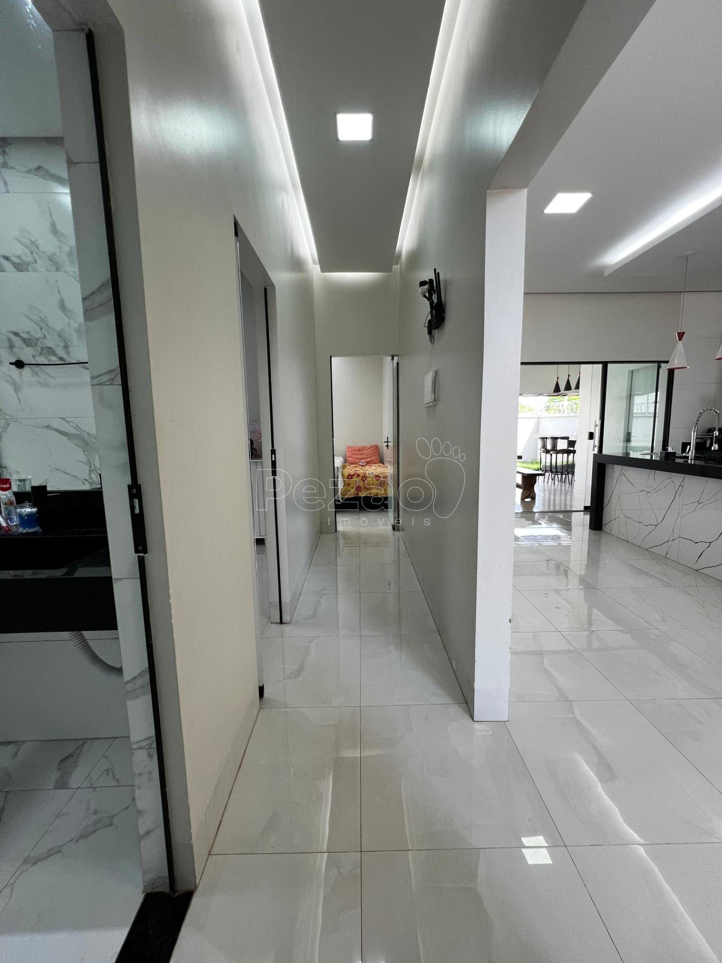 Casa à venda com 3 quartos, 1 suíte, 2 vagas e 183m² no Residencial Flamboyant II, Itapuranga (GO) — foto 17 de 27