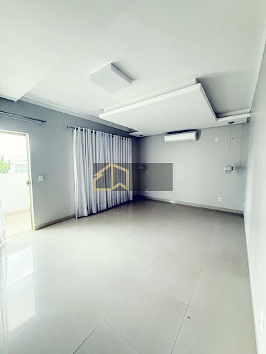Casa de Condomínio em Residencial Alphaville Flamboyant  -  Goiânia