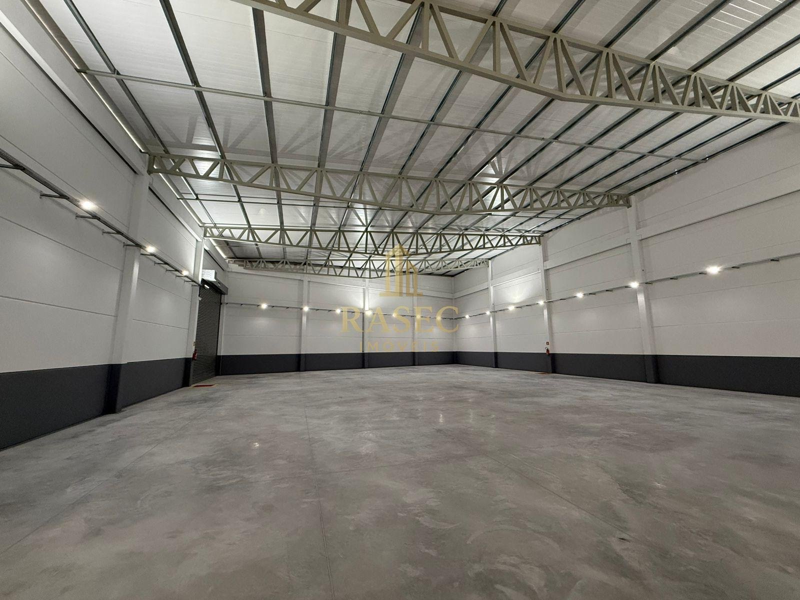 Comercial para alugar com 2 banheiros e 735m² no Limoeiro, Brusque (SC) — foto 4 de 7
