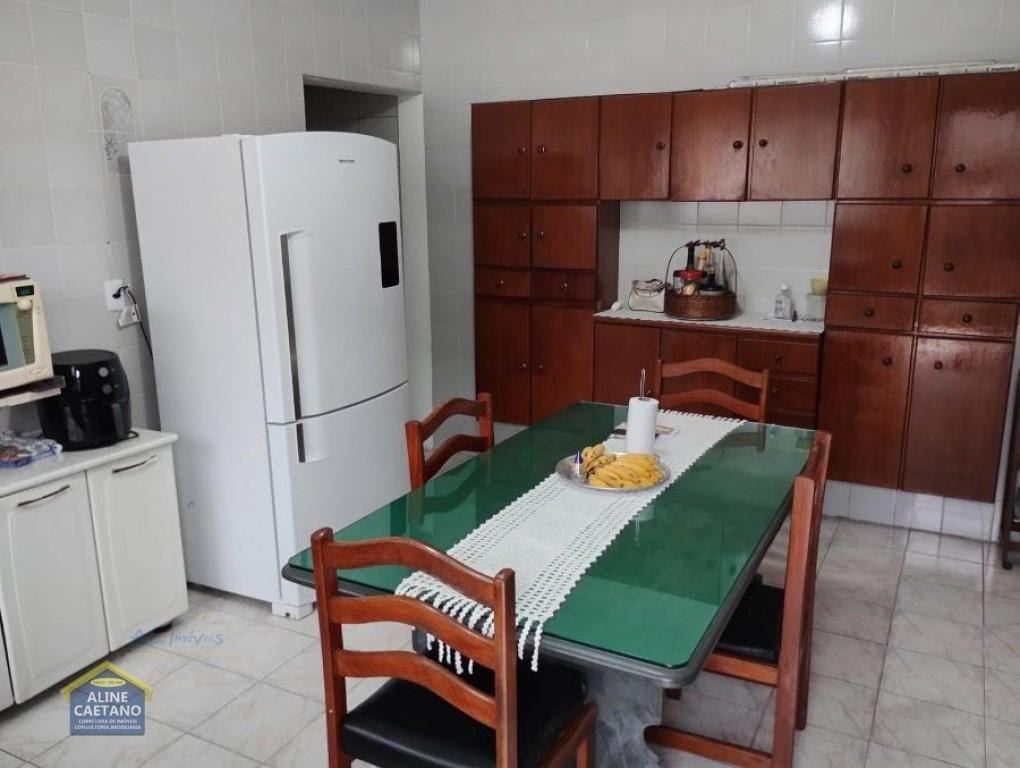Casa à venda com 3 quartos, 1 suíte, 5 vagas e 116m² no Cidade das Crianças, Praia Grande (SP) — foto 12 de 25