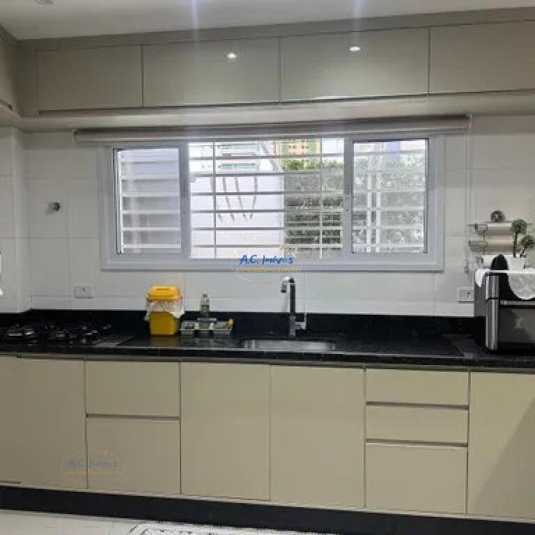 Casa à venda com 3 quartos, 1 suíte, 2 vagas e 105m² no Guilhermina, Praia Grande (SP) — foto 28 de 30