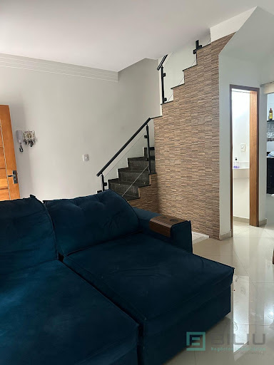 🏠 Sobrado incrivel no Bairro Vila Dalila - 2 Suítes com Planejados – uma com Closet e Sapateira! .🛋️ Ambientes Planejados: Sala, Cozinha e Lavanderia!