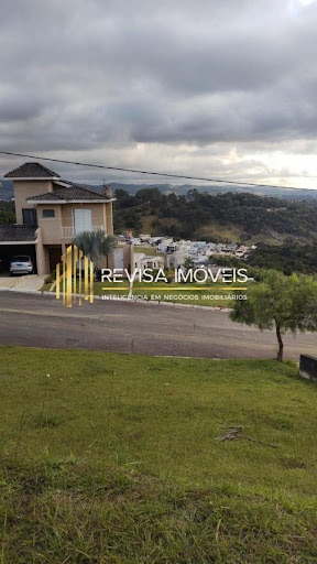 Lote em Condomínio Fechado no Valville I, 360m² à Venda