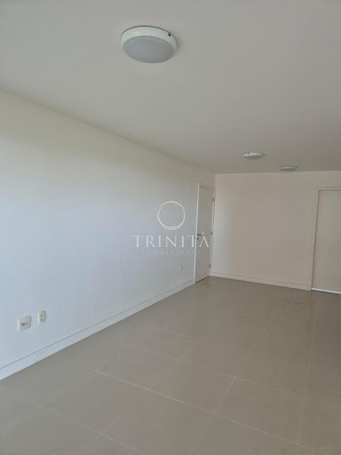 sala-trinitaimobiliaria-elos-ilhapura