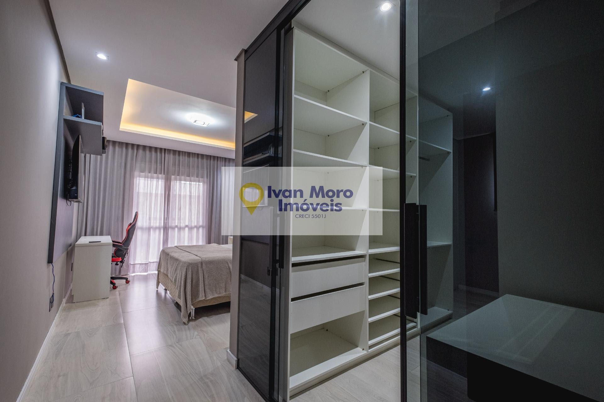 Casa à venda com 4 quartos, 4 suítes, 4 vagas e 300m² no São João do Rio Vermelho, Florianópolis (SC) — foto 24 de 30