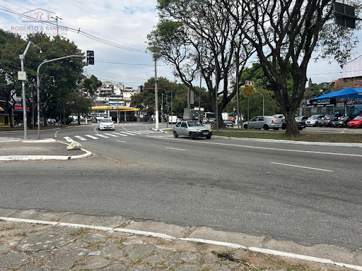 Esquina Av. Edgar Facó